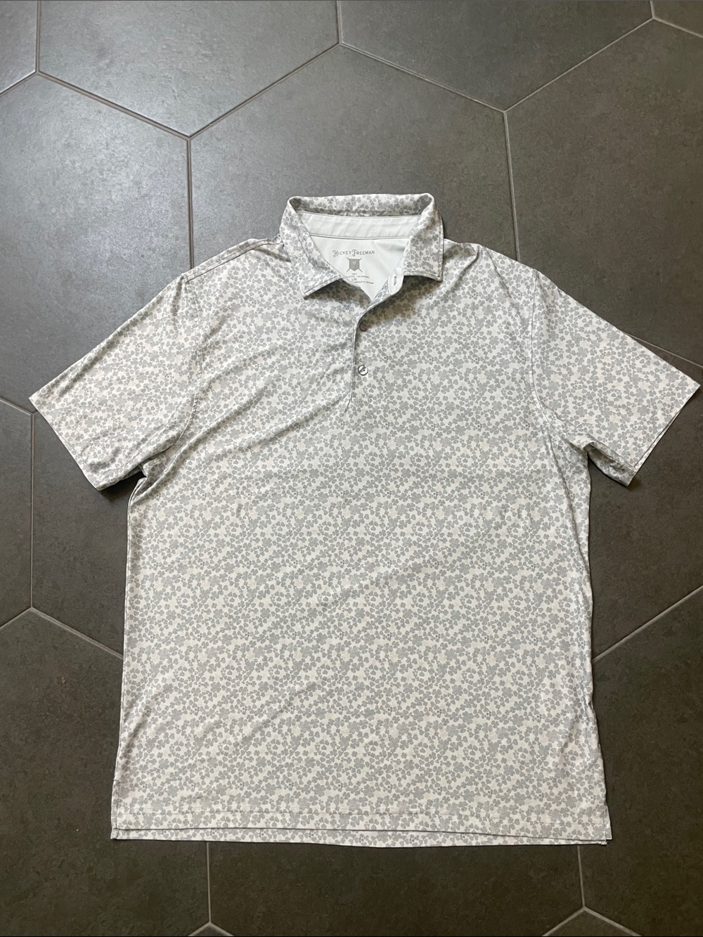 Hickey Freeman “Lucky” Light Gray Short Sleeve Polo L